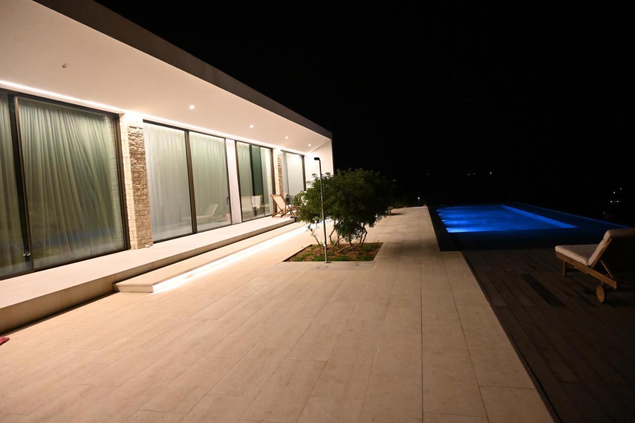 Ellas Residence Fantastic Pool Heated Kíssamos Exterior foto
